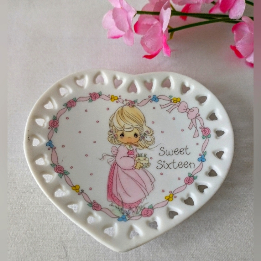 Vintage 1993 Precious Moments "Sweet Sixteen" Porcelain Heart Plate